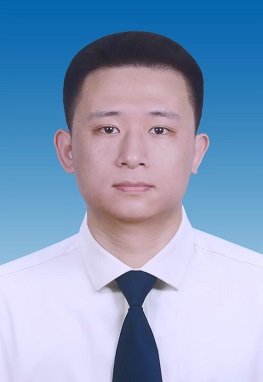 潘泓儒